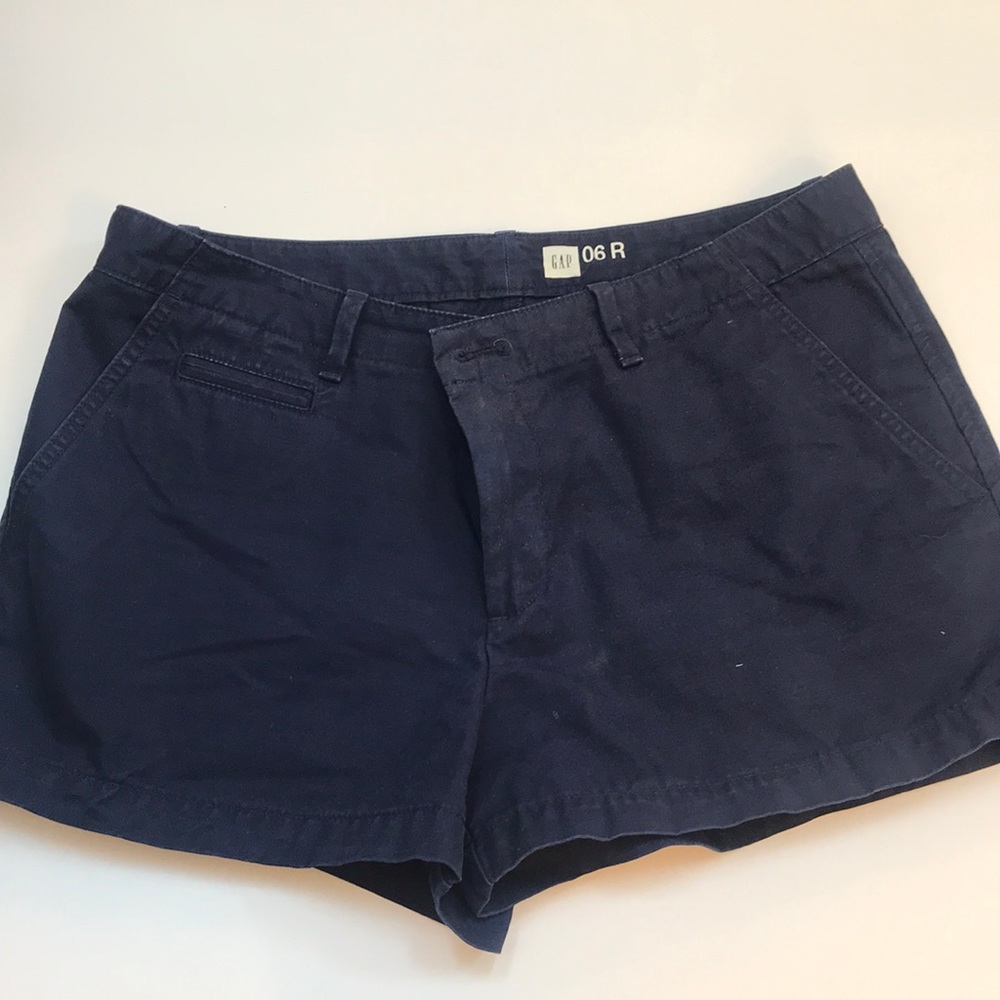 Gap navy blue women’s shorts